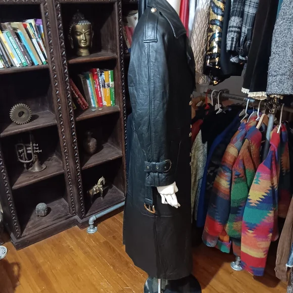 Black leather trench coat - Picture 3 of 7